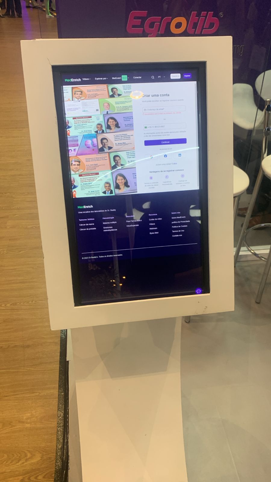 Aluguel de Totem Digital Touch Screen Interativo Em Minas Gerais