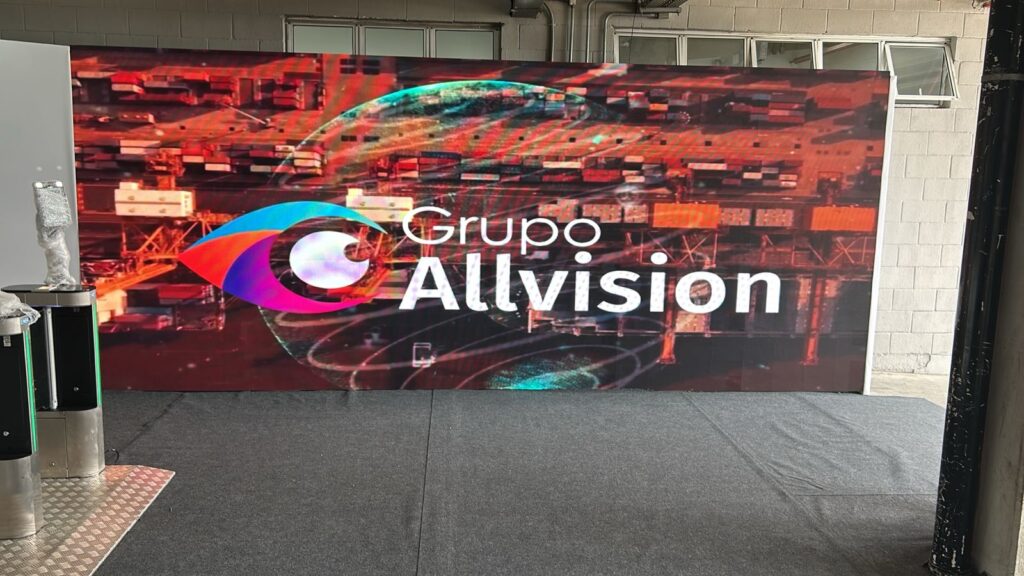 Aluguel De Painel De Led - Aluguel De Telão - Aluguel De Totem Touch Screen 