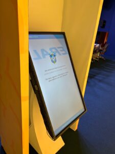 Aluguel de Totem Interativo Personalizado para Eventos Rio de Janeiro 2026